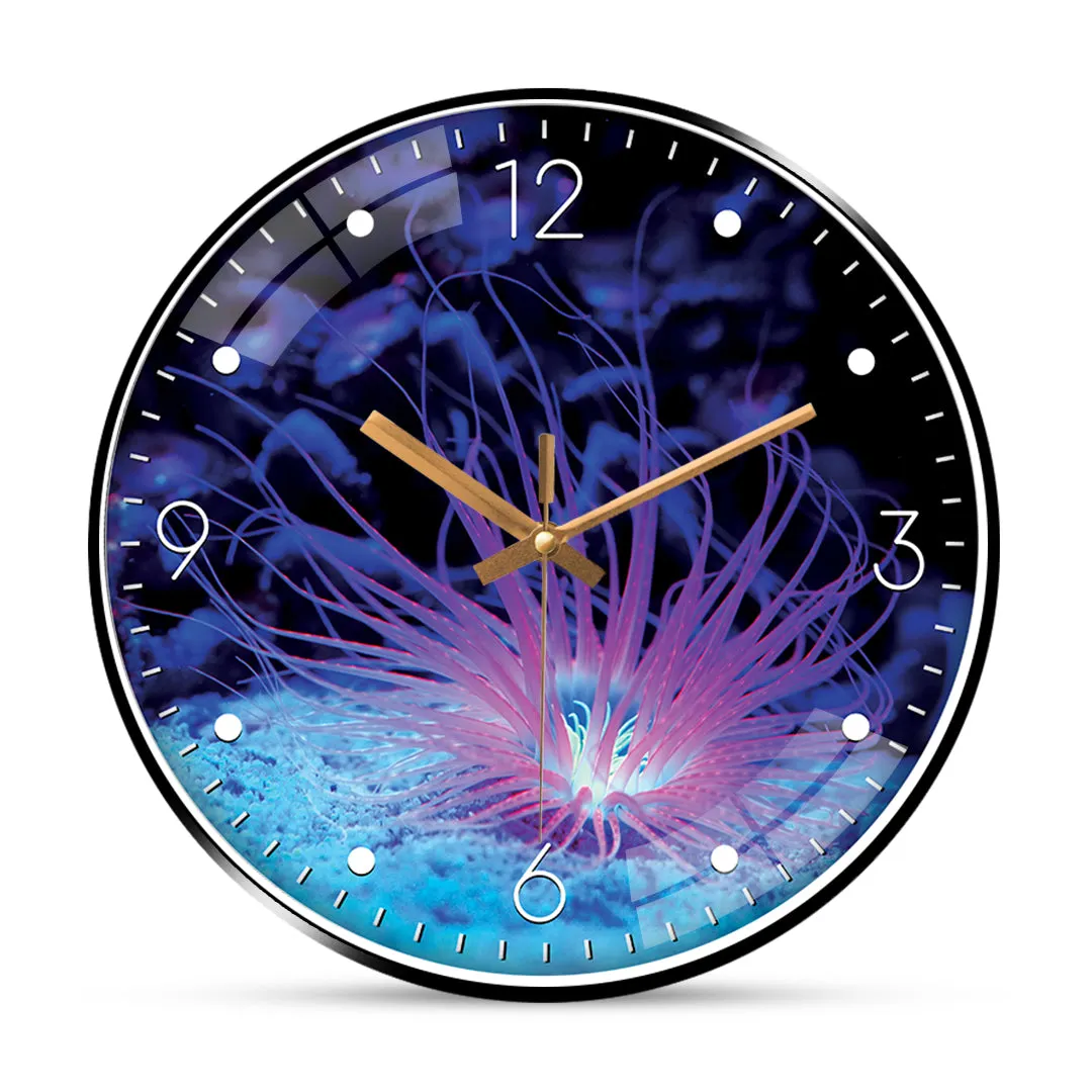Aquarium fish wall clock