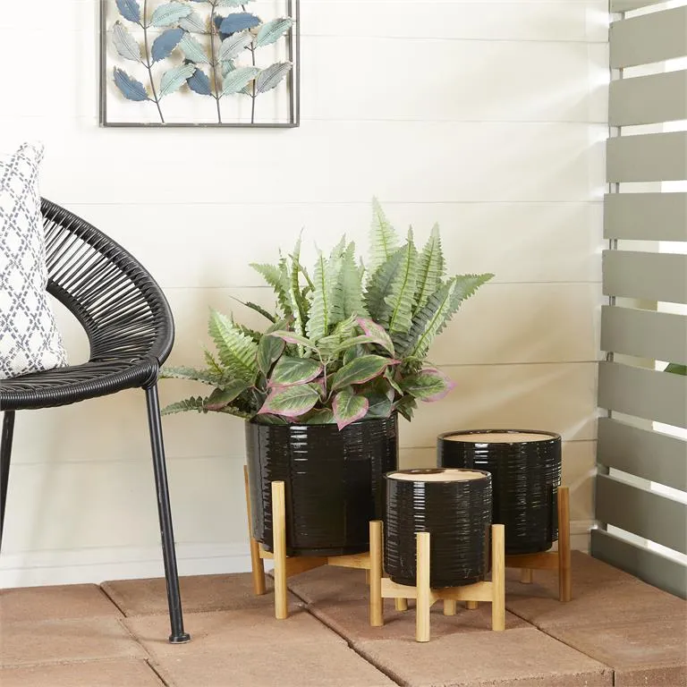 BLACK CERAMIC PLANTER WITH REMOVABLE WOOD STAND