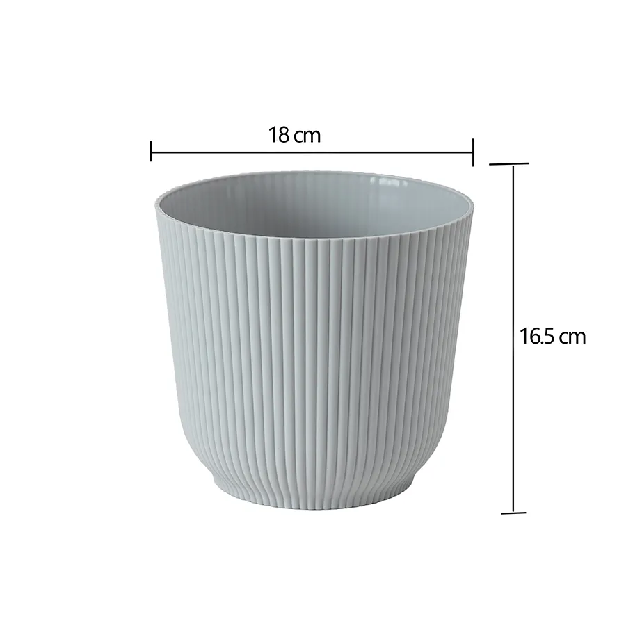 Darcy Plastic Pot