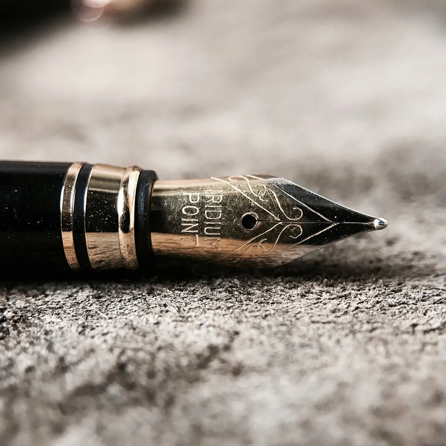Hand-Turned Rose Wood Fountain Pen   Personalized Pen Sleeve