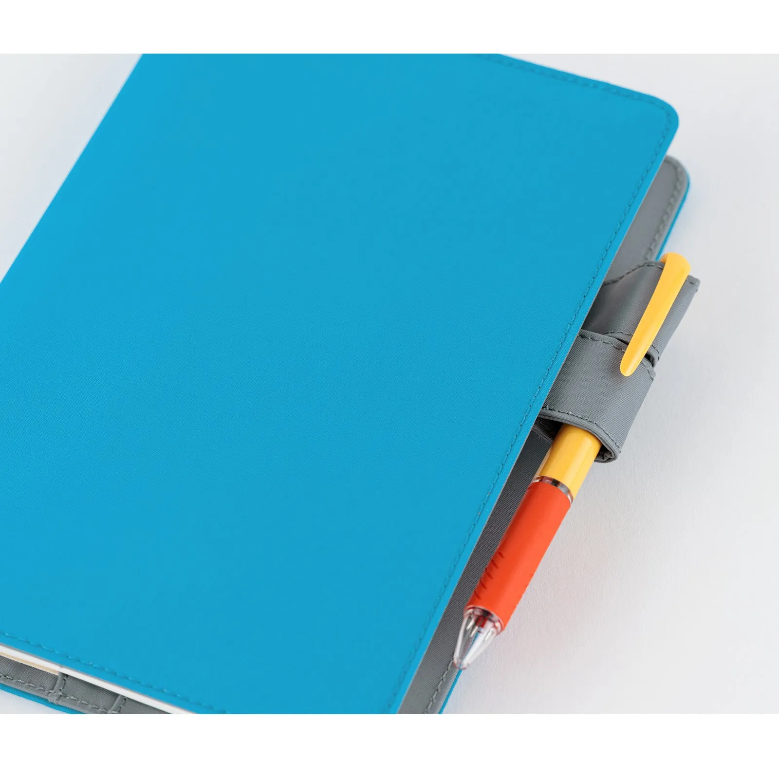Hobonichi Techo Cover Cousin A5 -  Colors: Winter City