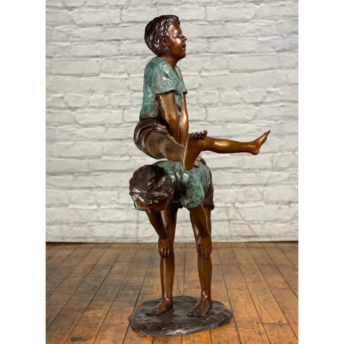 Leapfrog Brothers Statue