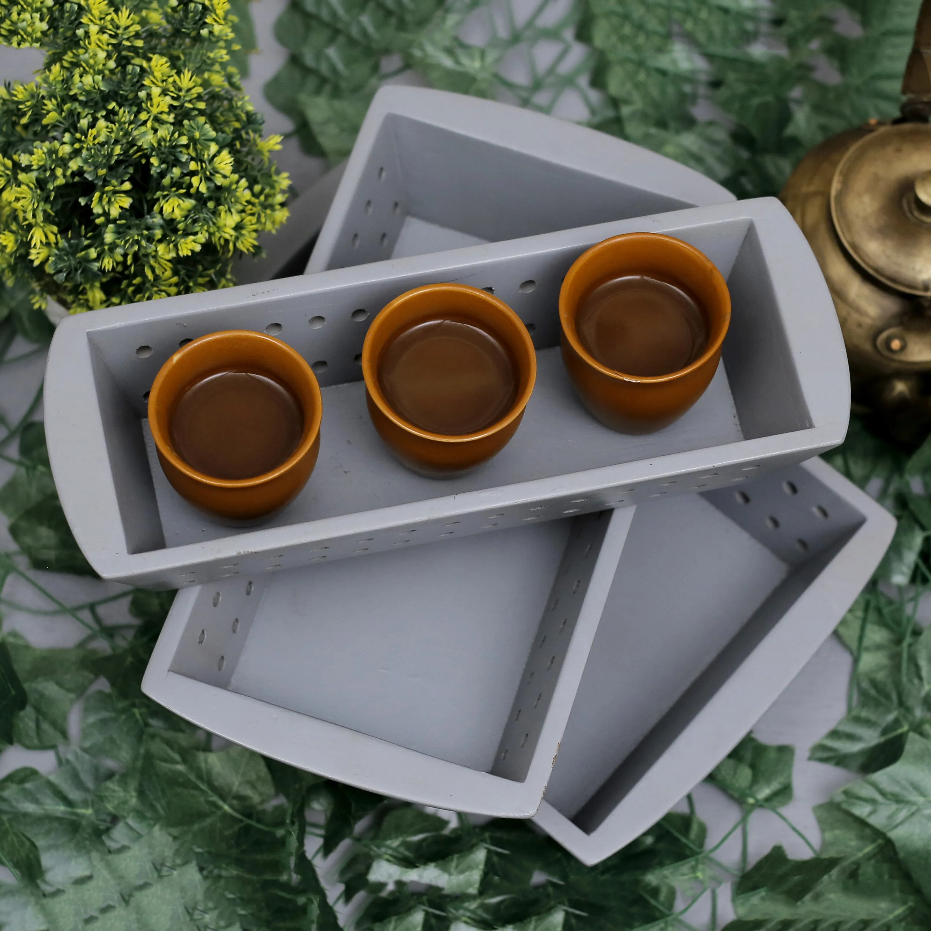 Nested Dot Tray Set