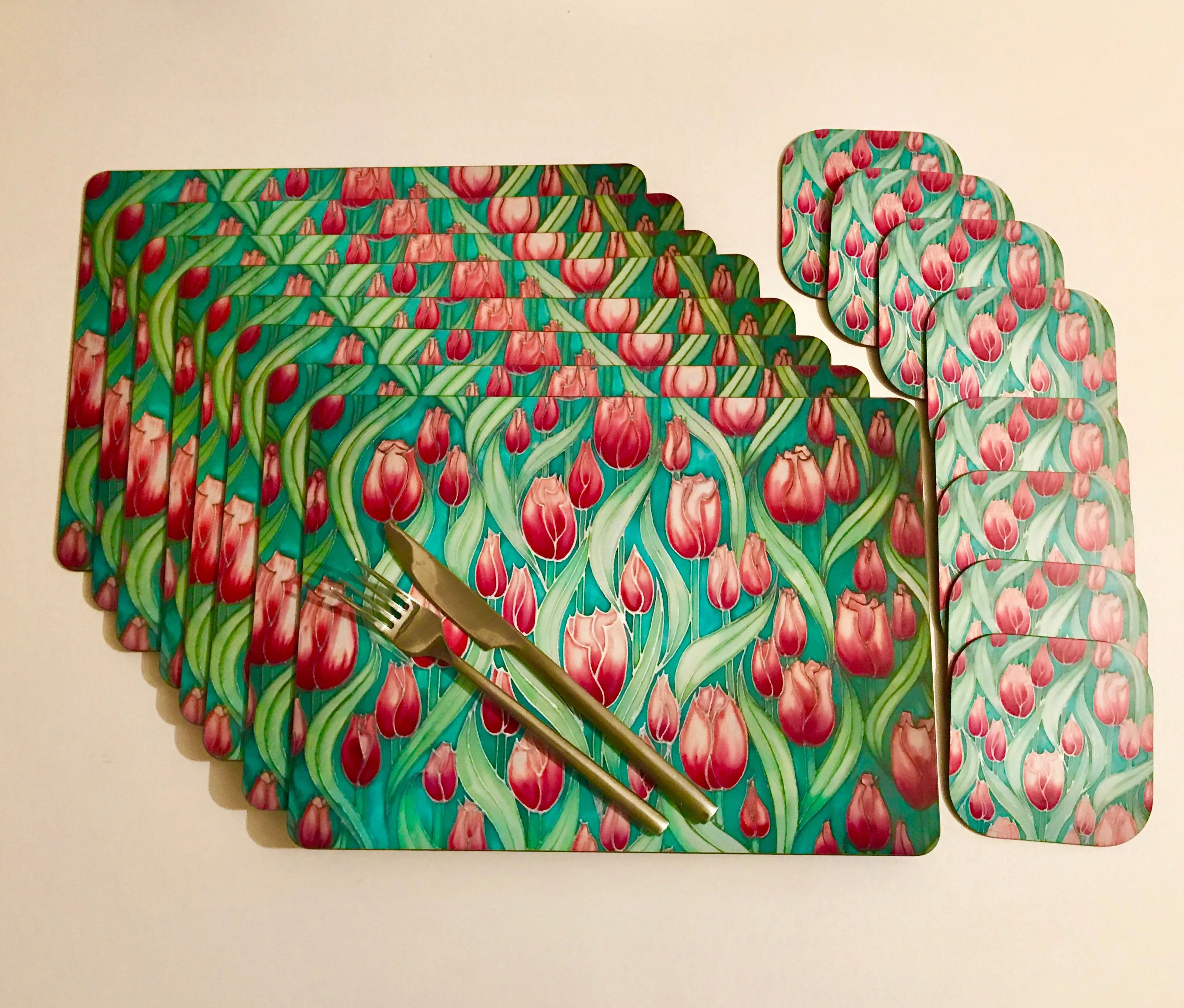 Tulips Tulips glass chopping boards - Placemats & Coasters - Pink Green Table Mats - Durable Hardwearing Tableware
