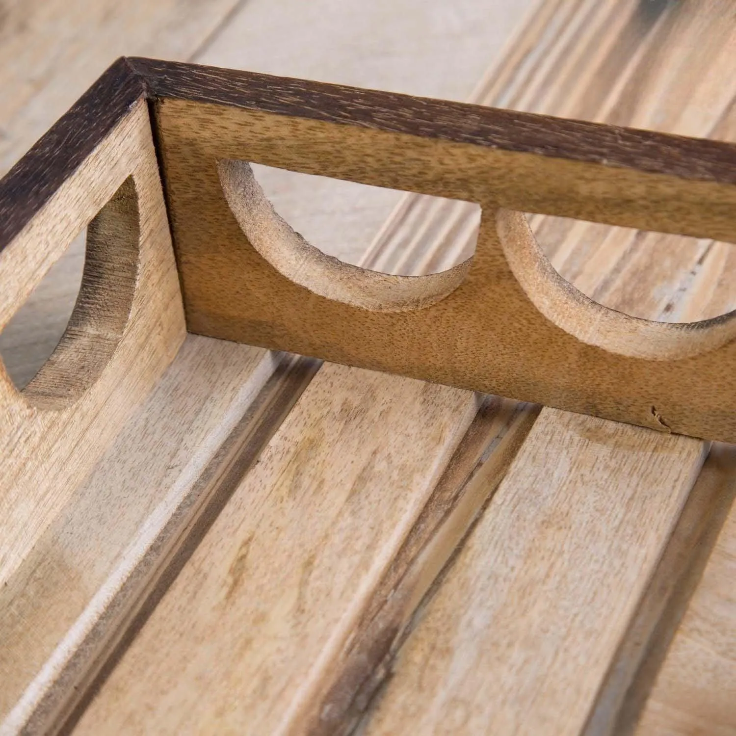 Wooden Twist Urge Fancy Design Solid Wood Carved Serving Tray